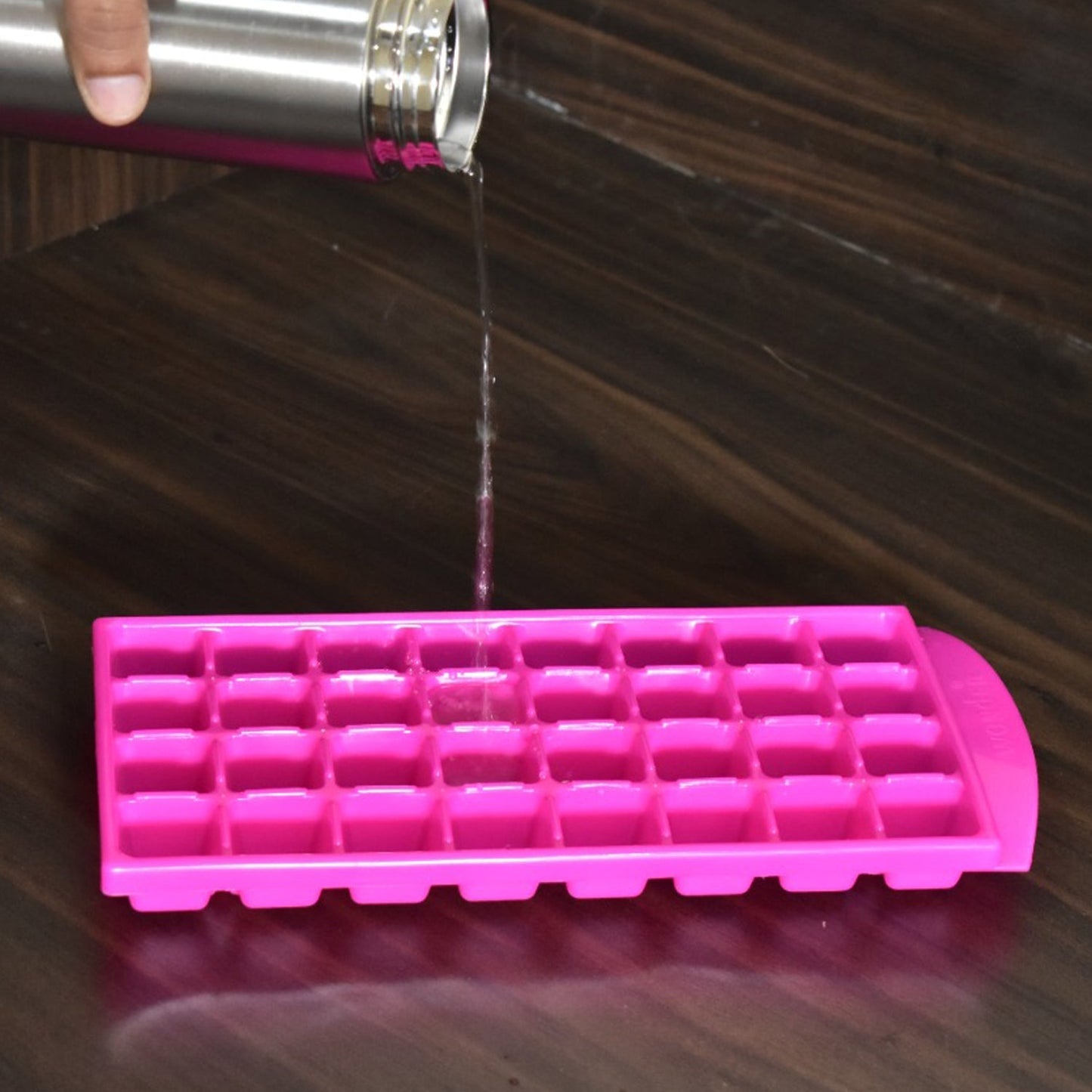 Ice tray with 32 compartments for ice cubes