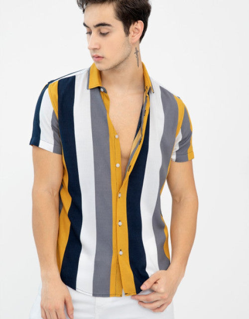 Slim Fit Color Block Cut Away Collar Casual Shirt